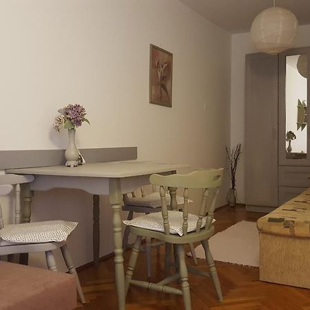 Hortenzia Apartment Szeged Luaran gambar